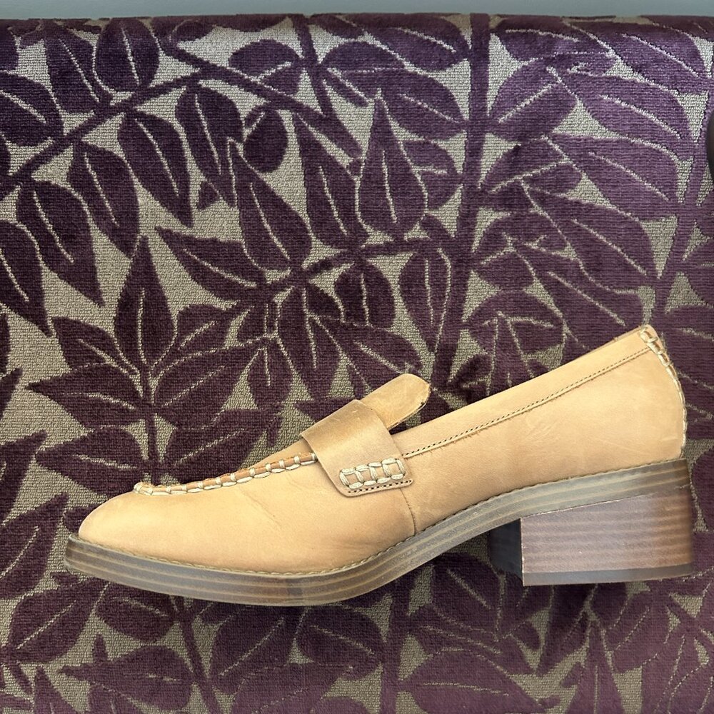 Crown Vintage Women's Hazell Loafer- Light Tan Leather